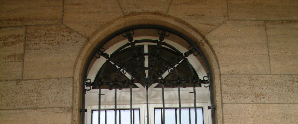 Fenster Hauptportal